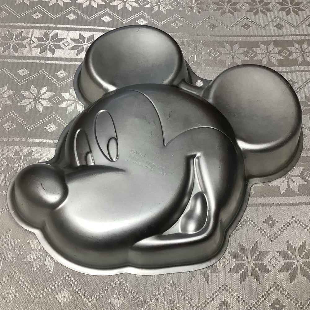 Wilton Mickey Mouse Cake Pan Vintage
